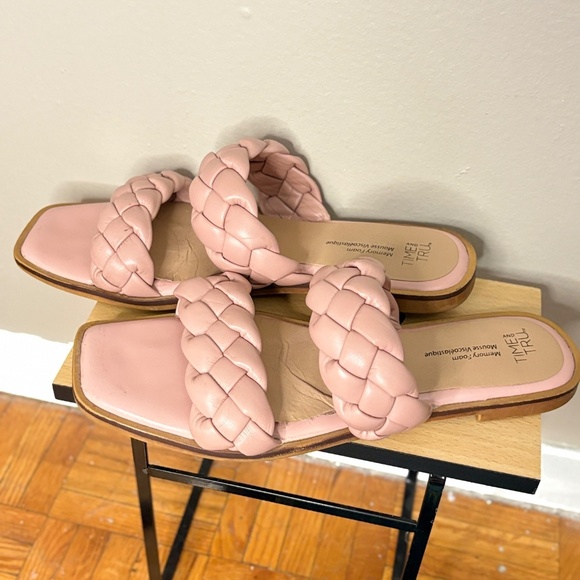 TIME & TRU Nude Pink Chunky Braided Strap Slip-On Sandals – Size 7 GUC *Flaw - Picture 12 of 14